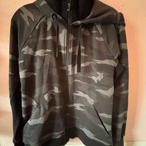 Athleta camouflage Fleece Jacket